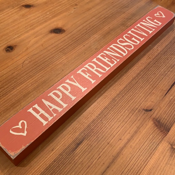 ⭐️Happy Friendsgiving Wooden Sign⭐️ - Picture 2 of 6